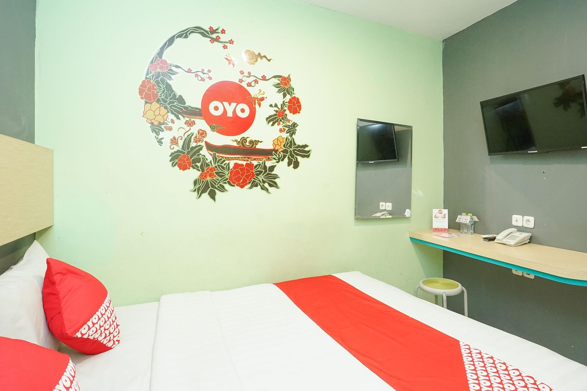Oyo 277 Rukotel Near Rsu Adi Husada Undaan Kota Surabaya Exteriör bild