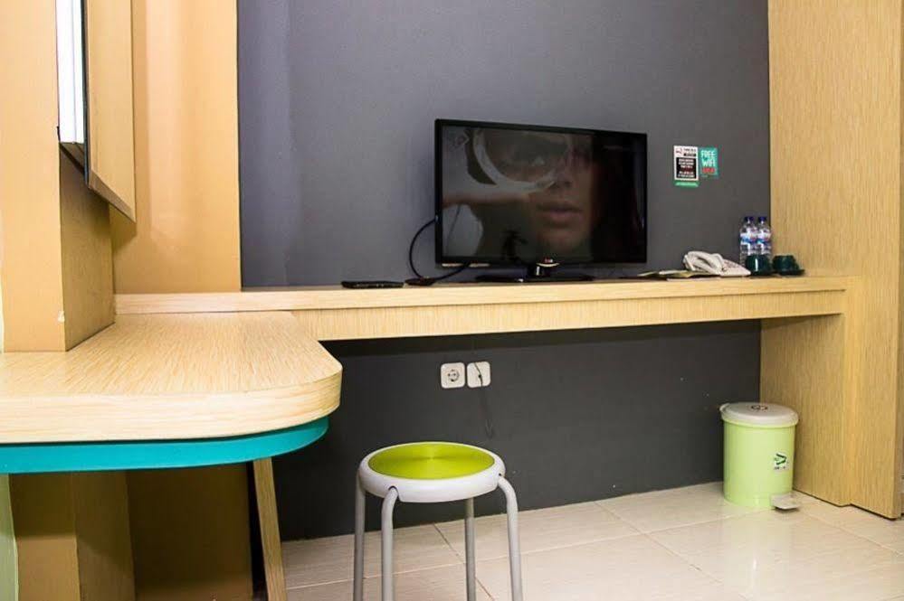 Oyo 277 Rukotel Near Rsu Adi Husada Undaan Kota Surabaya Exteriör bild