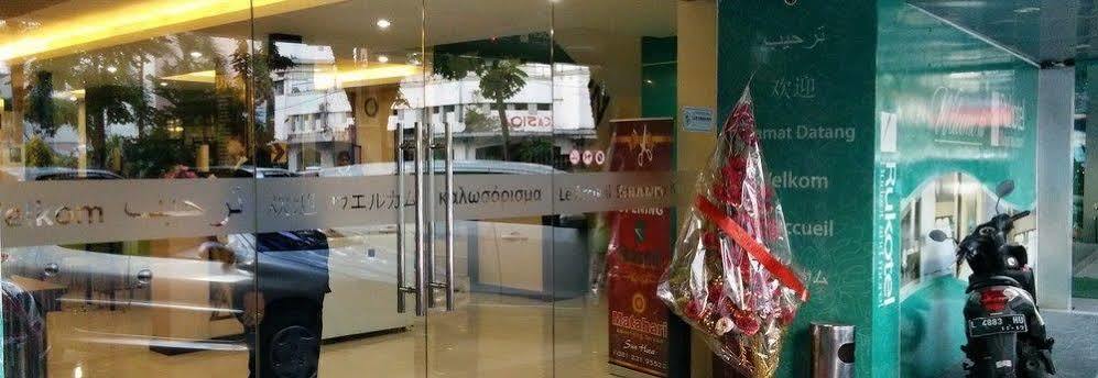 Oyo 277 Rukotel Near Rsu Adi Husada Undaan Kota Surabaya Exteriör bild