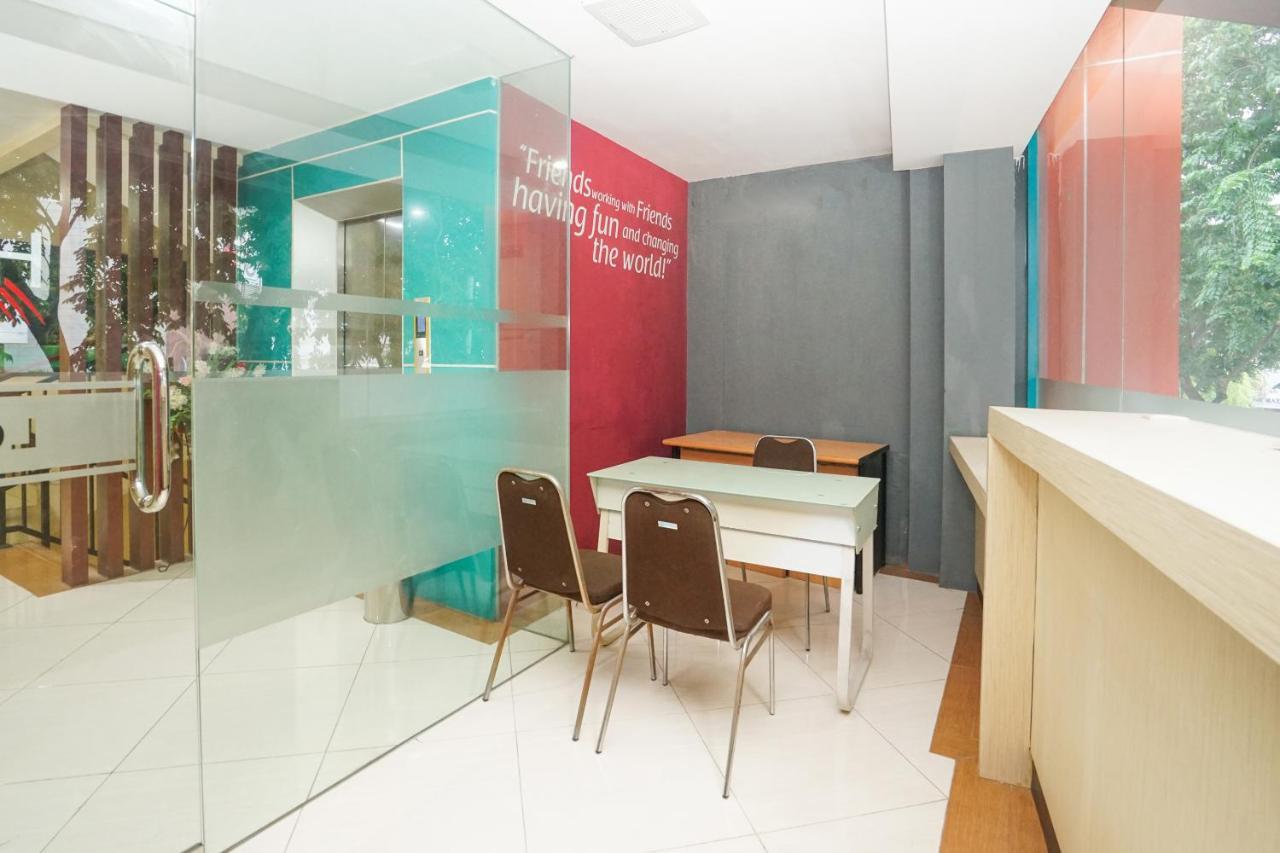 Oyo 277 Rukotel Near Rsu Adi Husada Undaan Kota Surabaya Exteriör bild